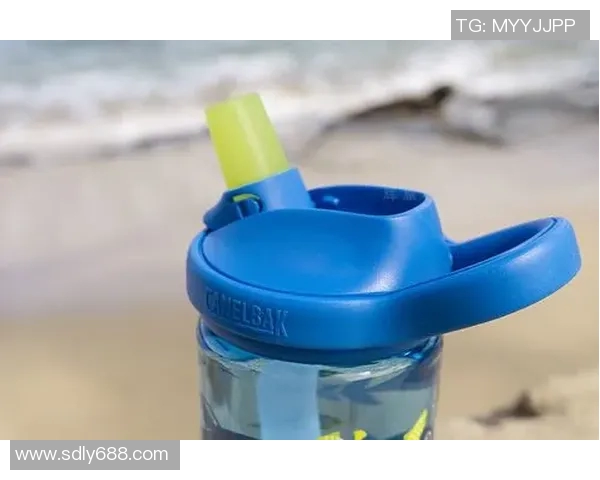 驼峰水杯的使用体验与优缺点详解让你了解是否值得购买